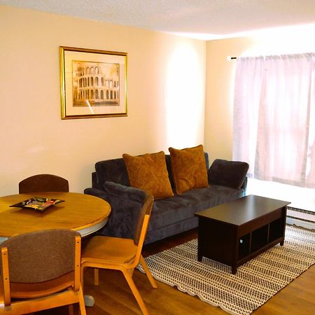 Urban Oasis Apartment แกรนด์ฟอร์กส์ ภายนอก รูปภาพ